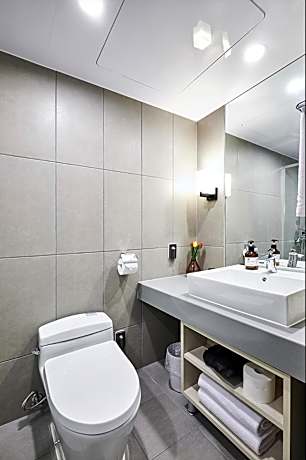 Superior Twin Room with Mountain View