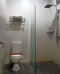 RedDoorz @ Hotel Copacobana Bengkulu