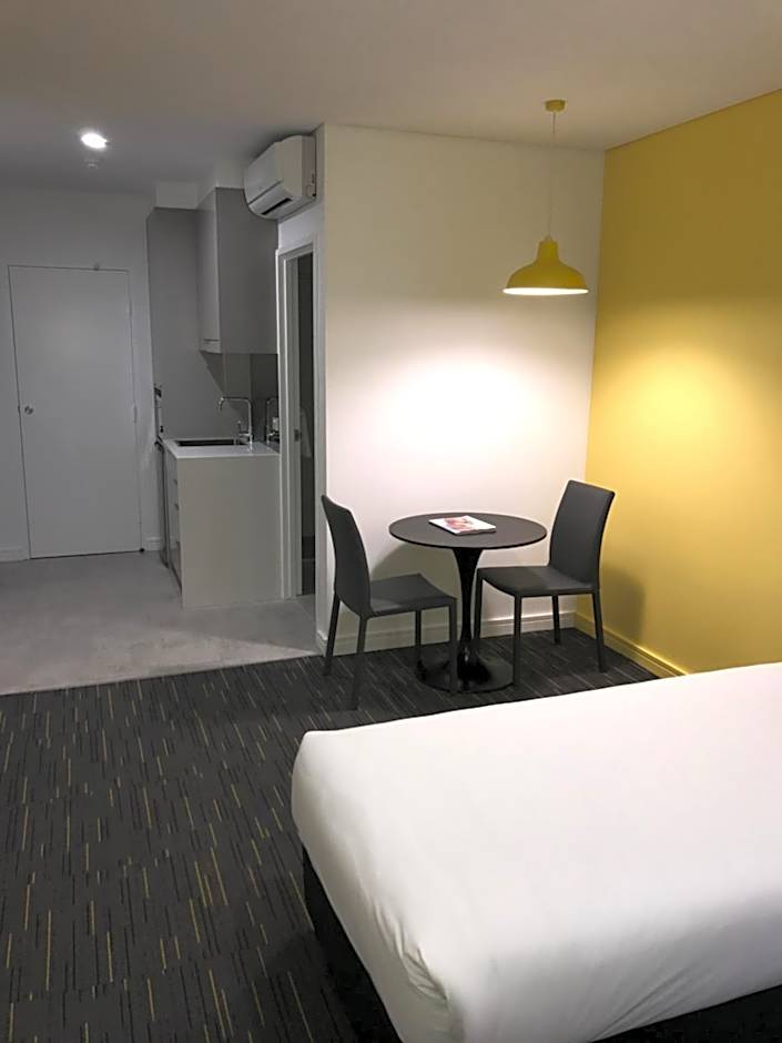 Value Suites Green Square