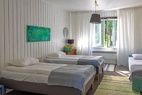 Tuba järveäärses puhkemajas - Saarjärve Puhkemaja