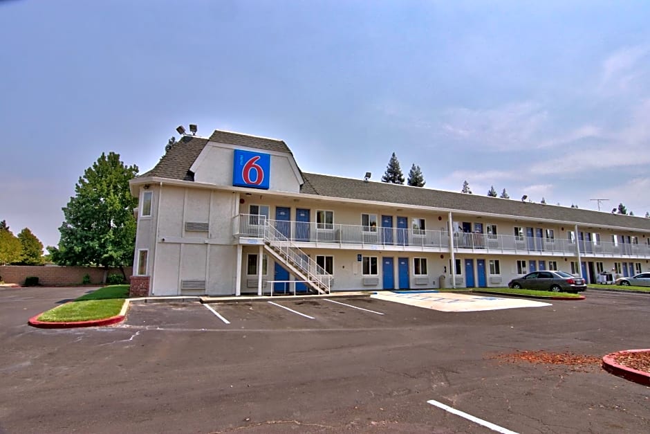 Motel 6-Sacramento, CA - South