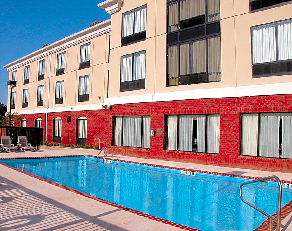 Holiday Inn Express Hotel And Suites Tupelo By IHG