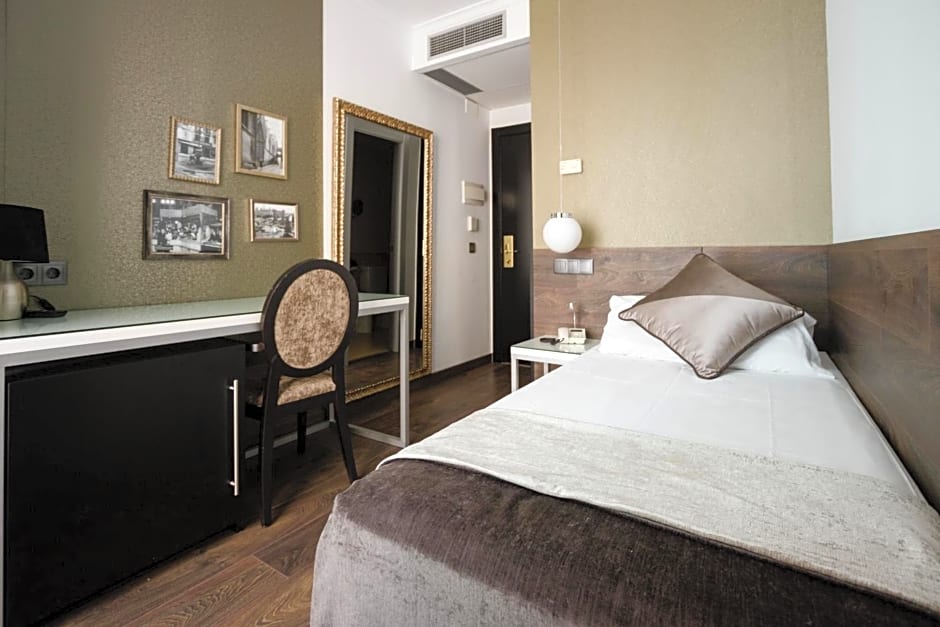 Moderno Hotel