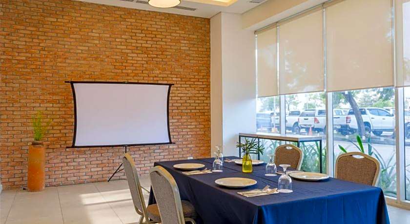 Park Inn By Radisson Bacolod
