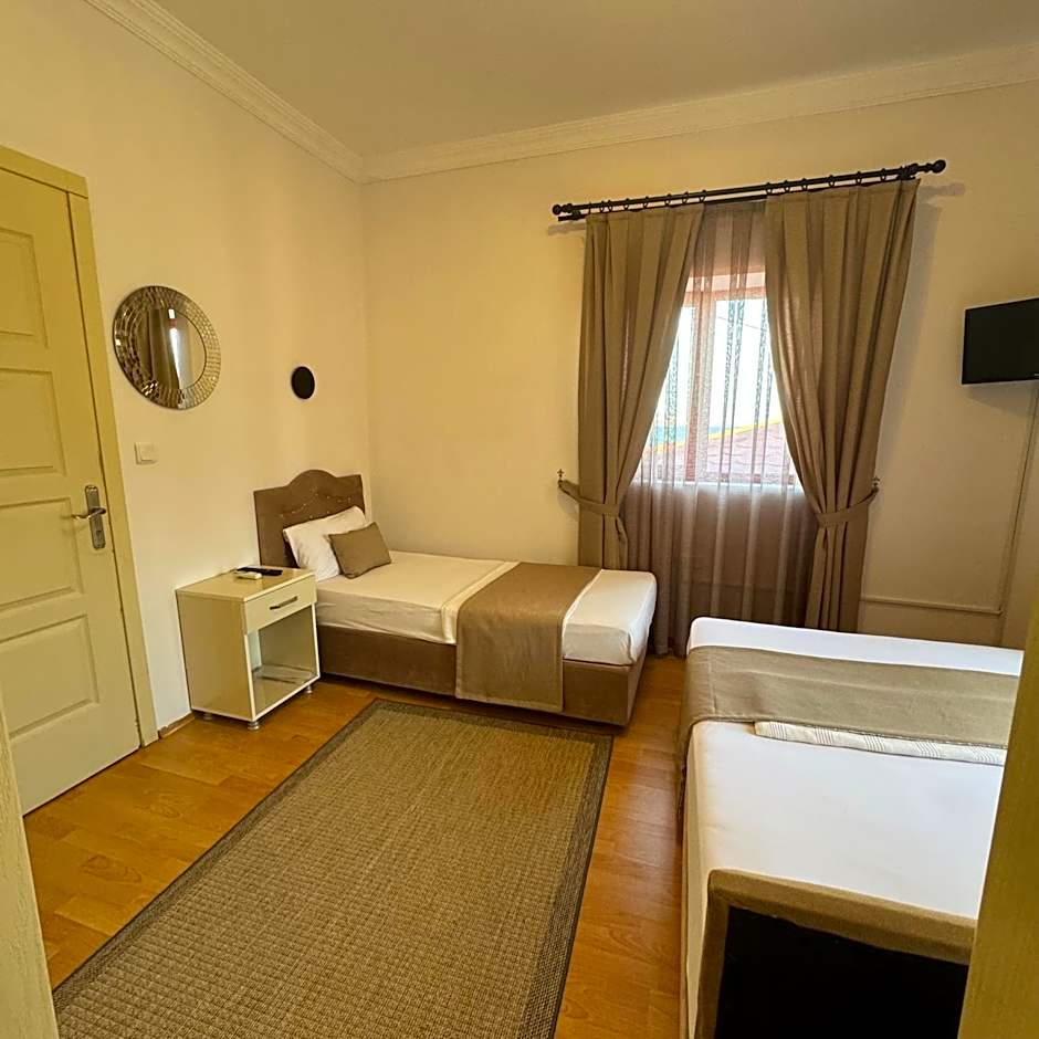 Sözer Otel
