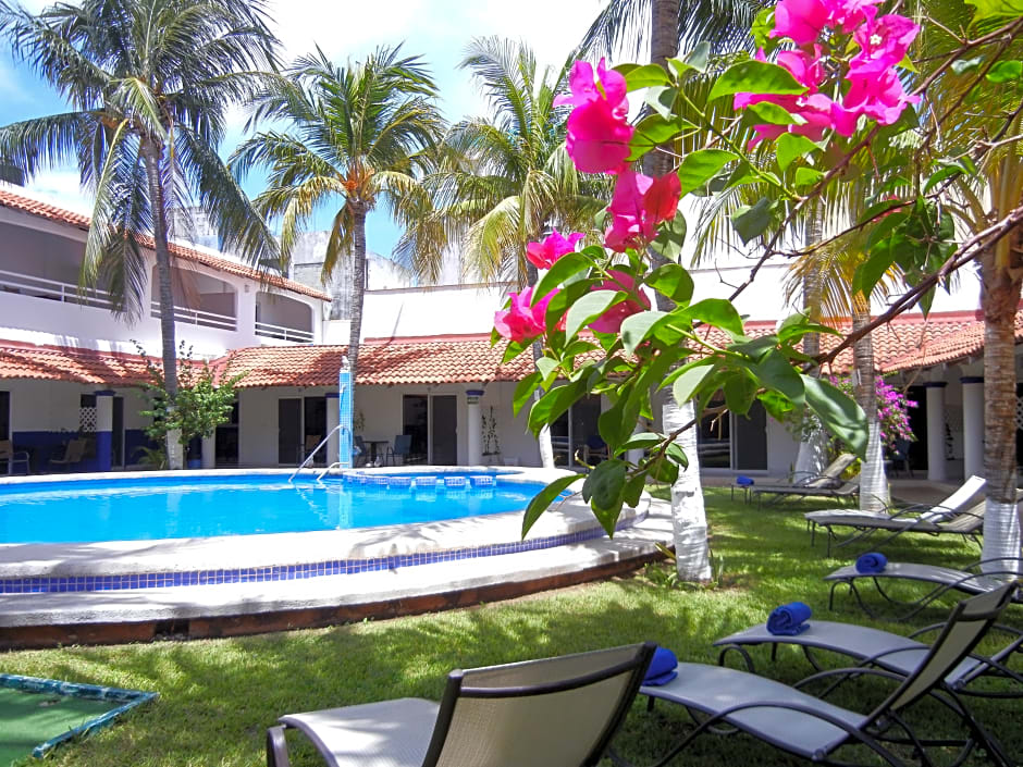 Hotel Plaza Almendros