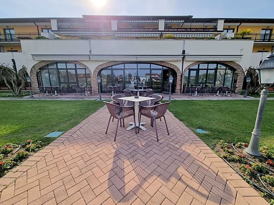 Le Terrazze sul Lago Hotel & Residence