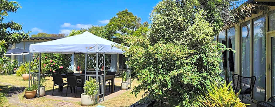 Peninsula Beach Motel