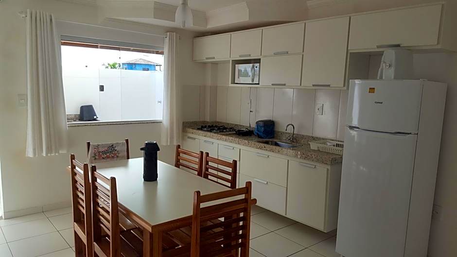 Condomínio Mar da Galiléia - Apto 27