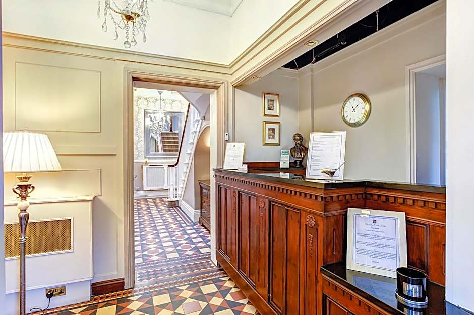 Alexandra Court Hotel