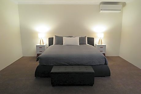 Executive King Suite