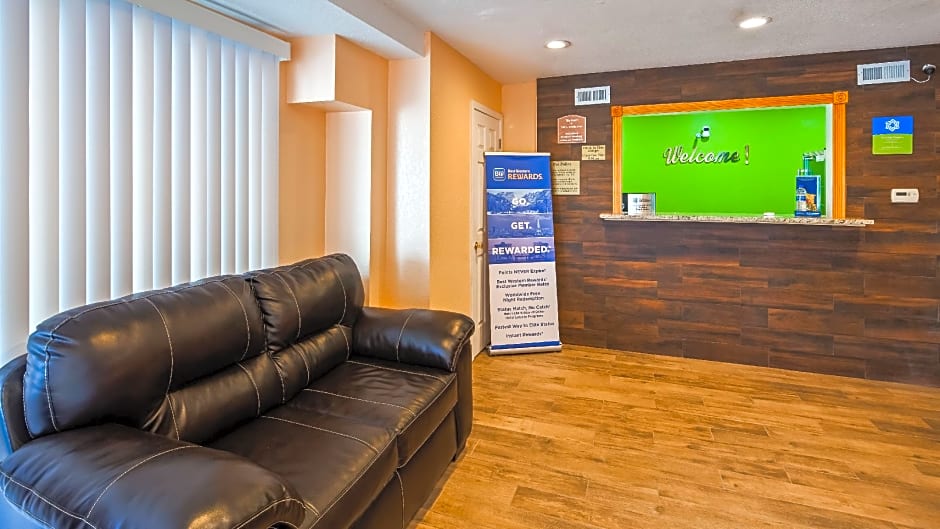 SureStay Hotel by Best Western Lincoln