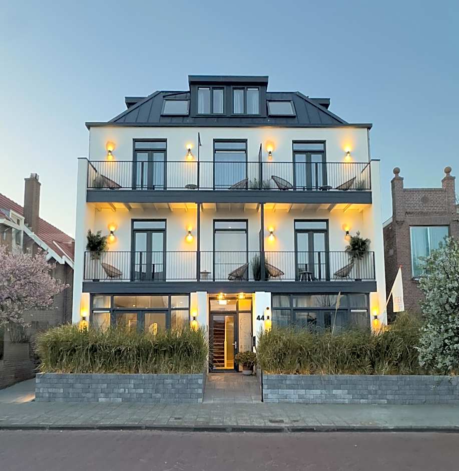 Boutique Hotel At Sea