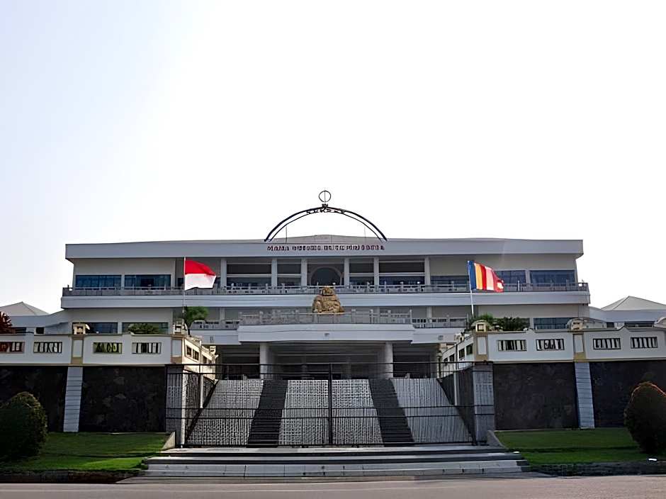 Lovina Inn Hotel Batam