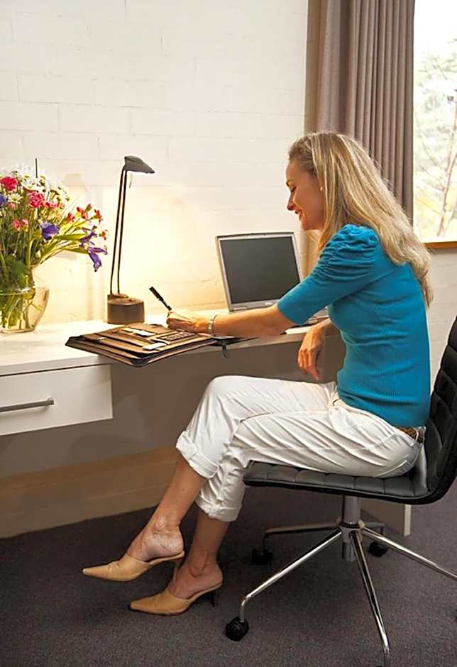 Oxley Court Serviced Apartments