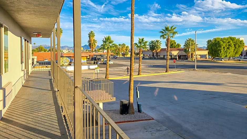 Motel 6-Blythe, CA - South