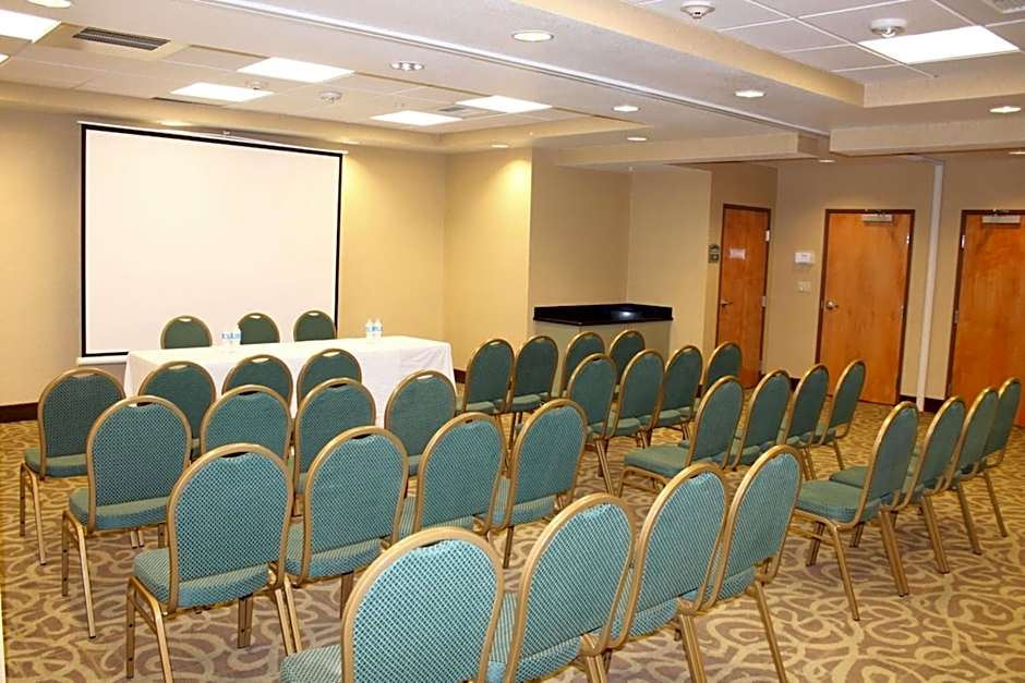 University Hotel Davis Area by IHG