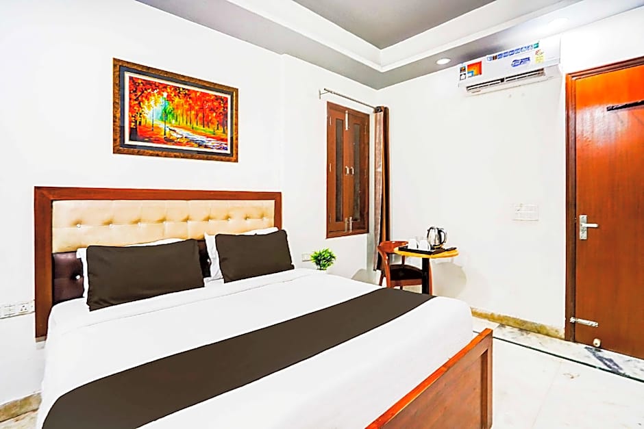 Capital O 6340 Hotel Noida