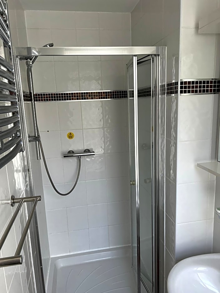 Southport Metro Hotel