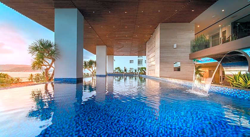 Queen Ann Nha Trang Hotel