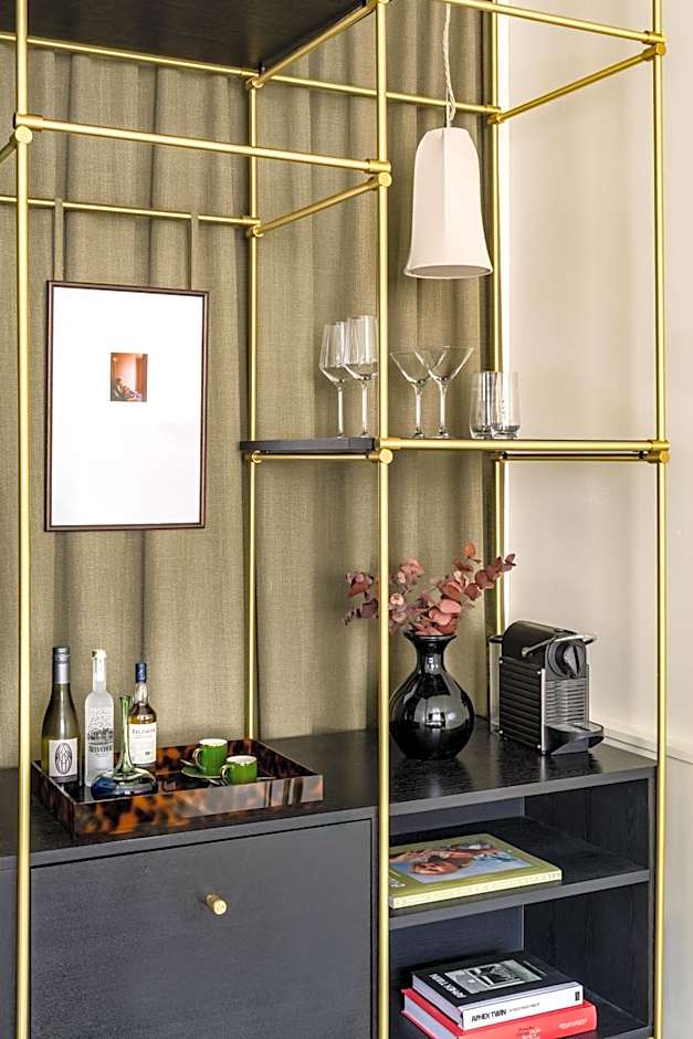 Roomers Munich, Autograph Collection by Marriott