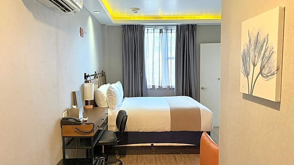 Madison LES Hotel