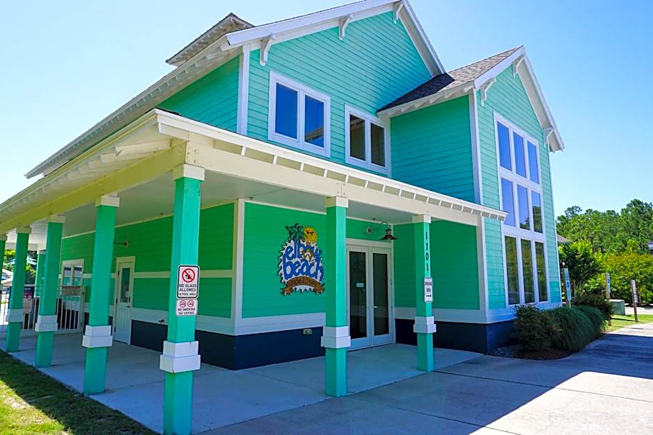 Hamilton Cay at Bermuda Bay by Kees Vacations