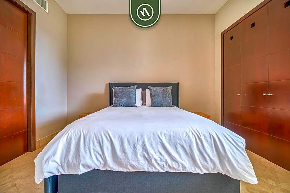 Amazing 2BR Condo with Pool and Access to VIDANTA