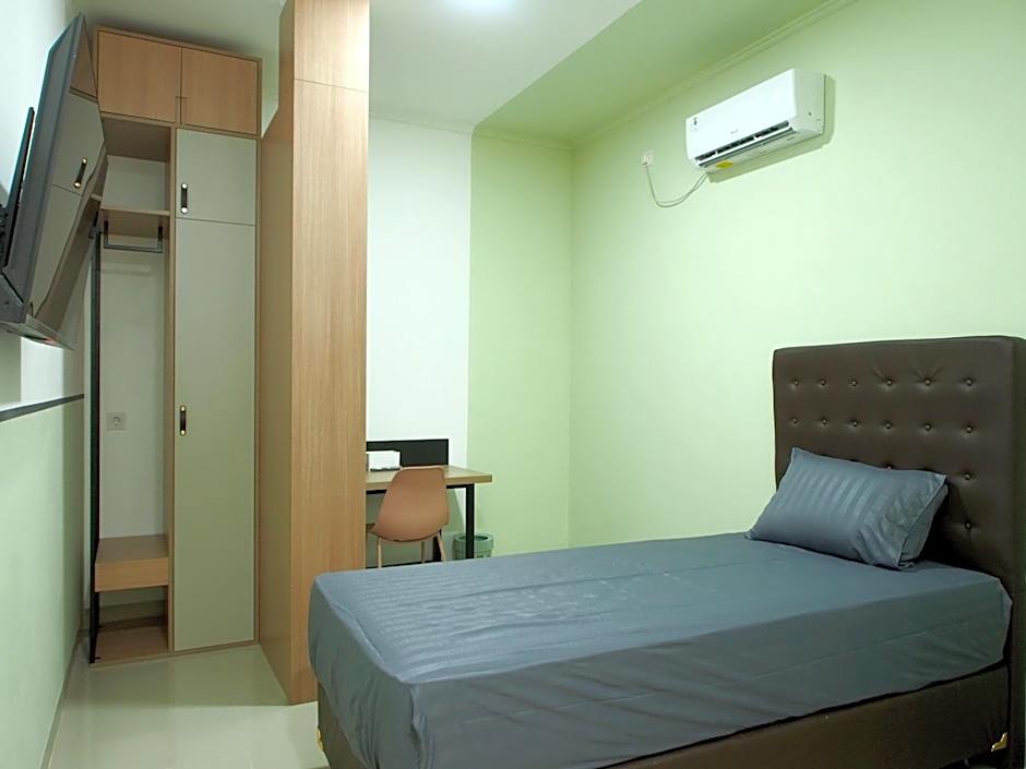 Photo 1 of 4 of Standard 1 Twin Bed