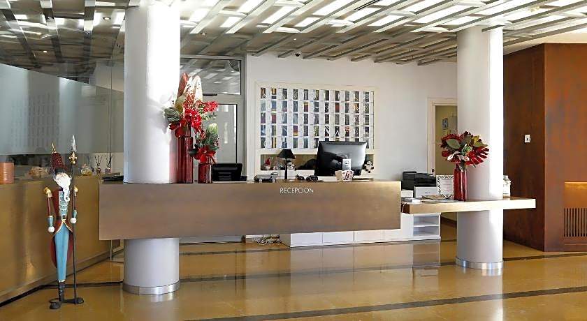 Mas Monzon Hotel