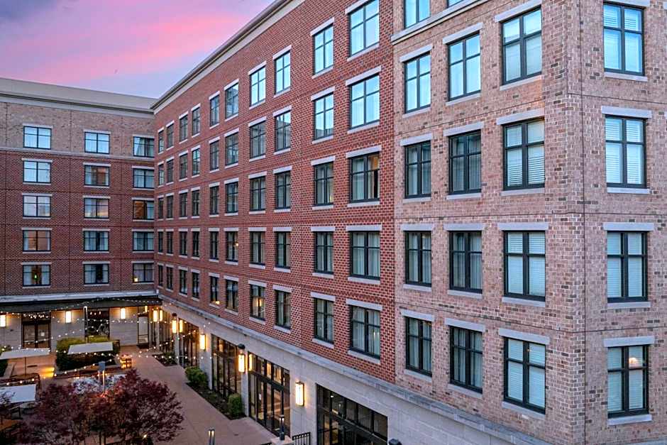 Residence Inn by Marriott Richmond Downtown