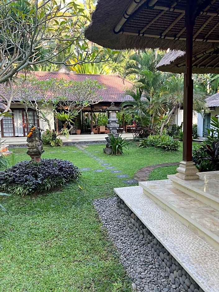 Rumah Kelapa Villa Alami