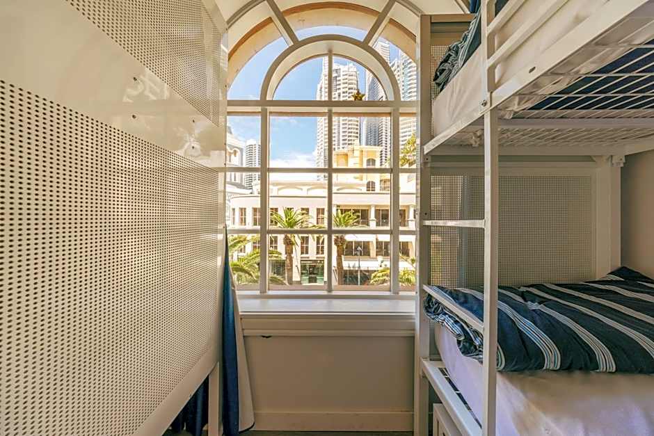Maze Backpackers - Gold Coast