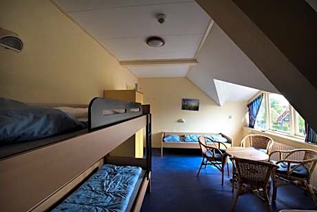 Quadruple Room with Bunk Bed