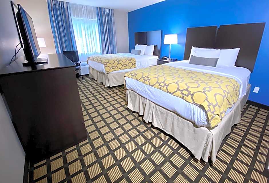 Baymont by Wyndham Latham Albany Airport