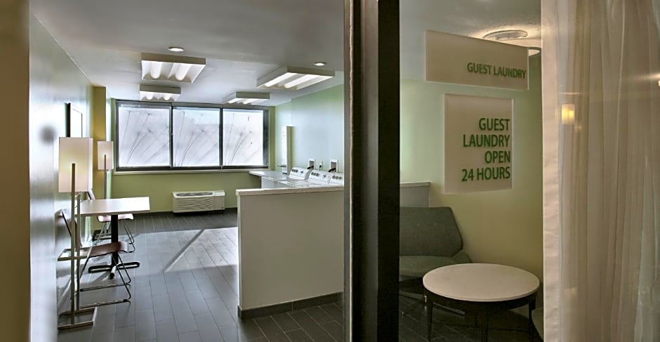 Holiday Inn Washington-Central/White House By IHG