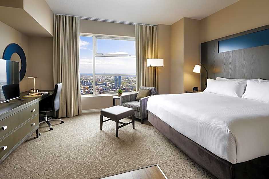 One King West Hotel And Residence