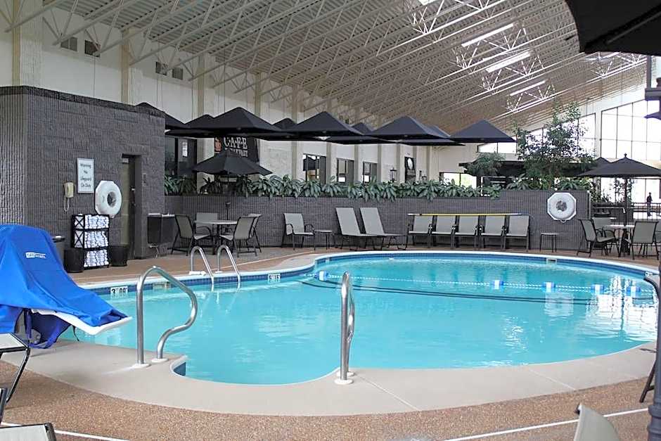 The Atrium Hotel on Third