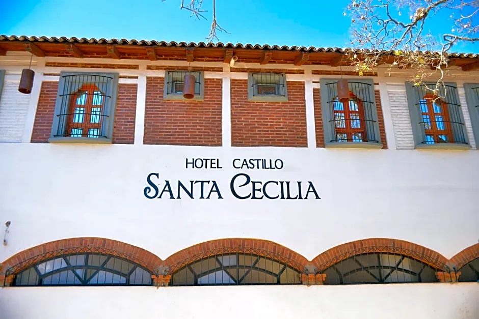 OYO Hotel Castillo Santa Cecilia