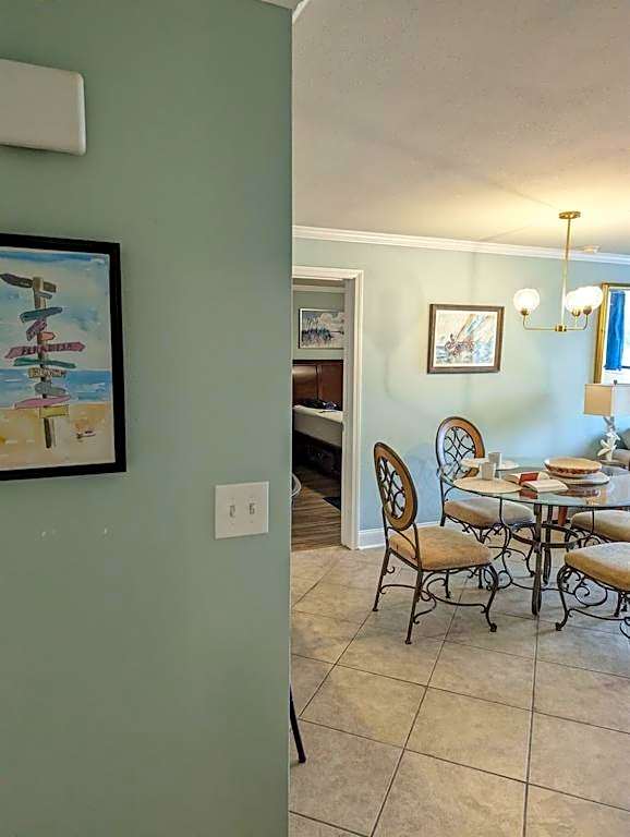 Biloxi Beach Condo-B