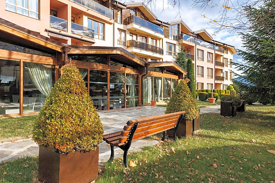 Green Wood Hotel & Spa