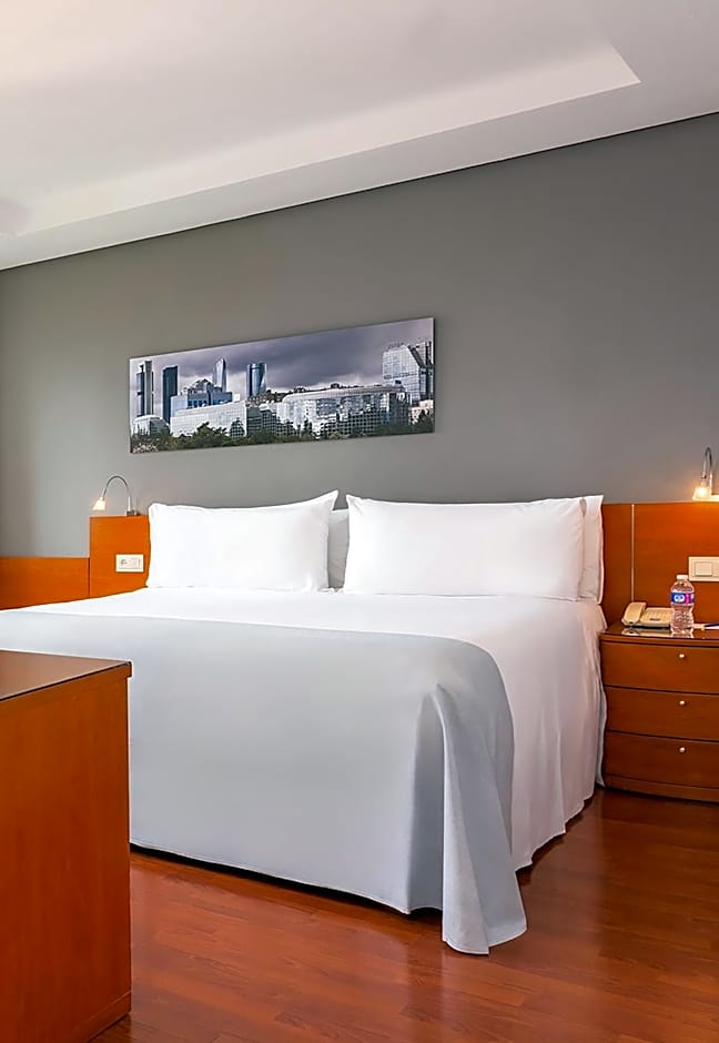 Hotel Madrid Chamartín Affiliated by Meliá