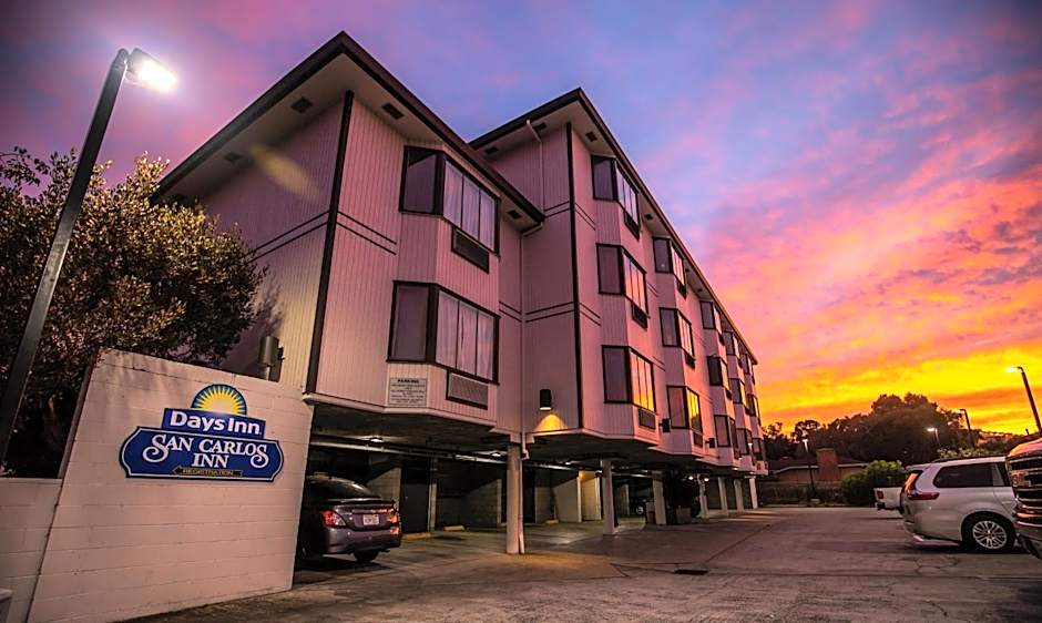 Days Inn by Wyndham Monterey Downtown