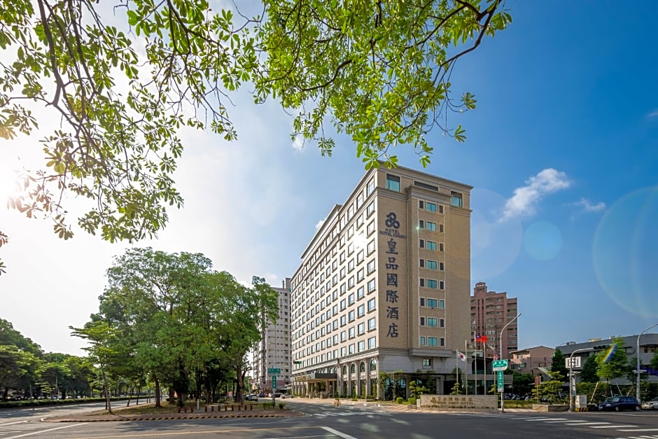 Royal Chiayi Hotel