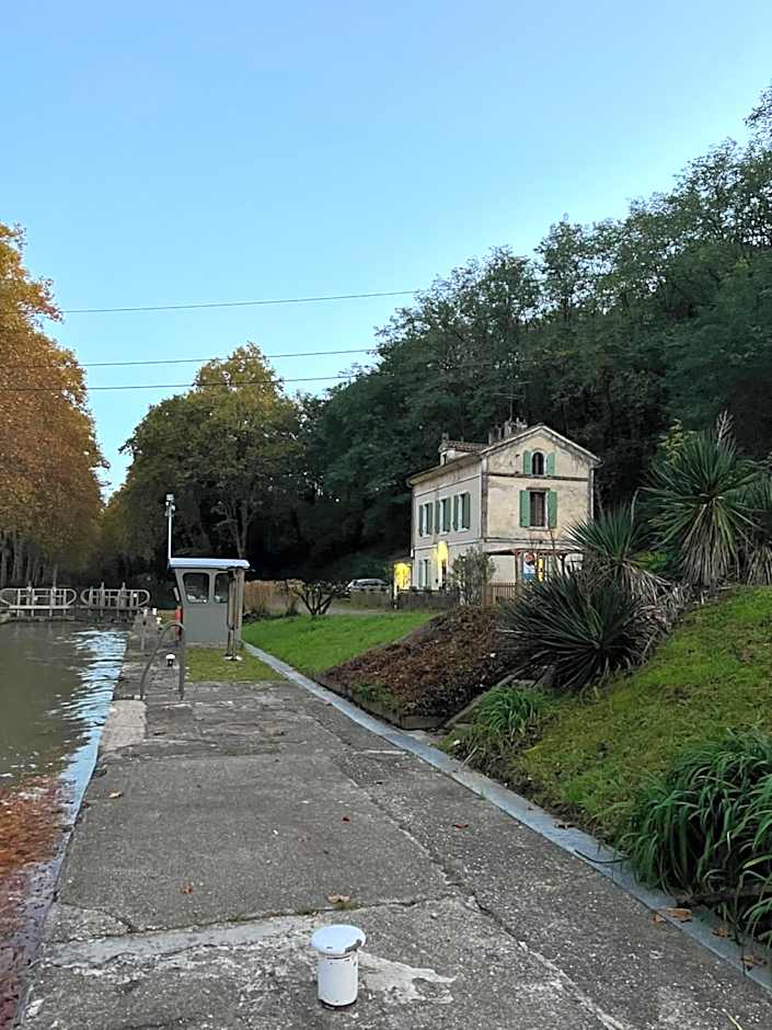 Maison Eclusière le Coup de Pompe