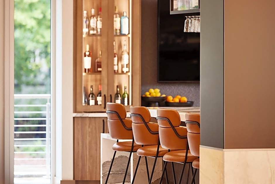 AC Hotel by Marriott Atlanta Perimeter