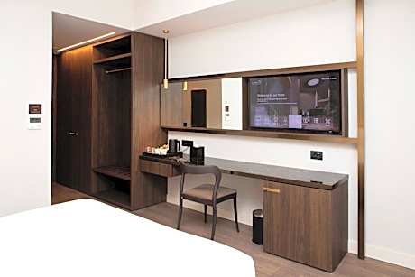 Family Connecting Rooms