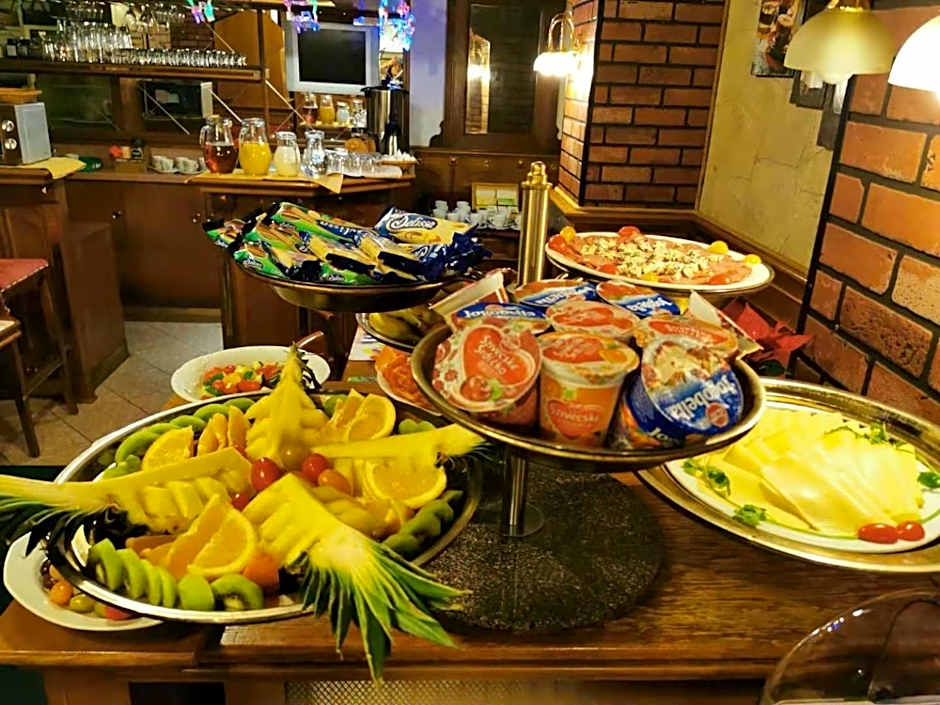River Star Hotel