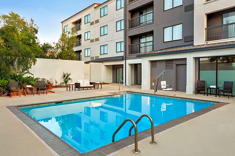 Courtyard by Marriott Houston Sugar Land/Stafford