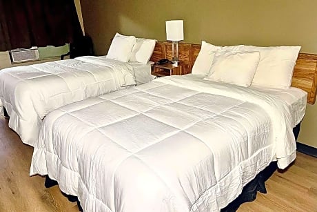 1 Queen Bed Non-Smoking